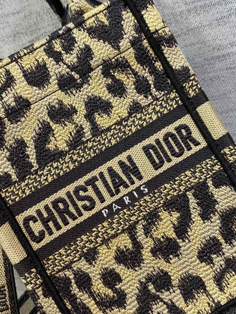 chr1st1an D10r shopping bags
